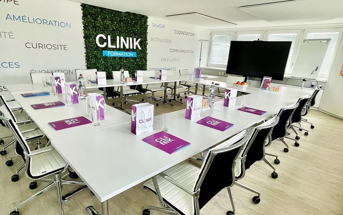 LE RÔLE DE CLINIK